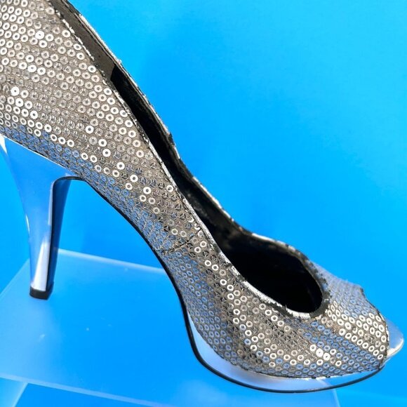 NWT NINE WEST METALLIC SILVER HEEL SEQUIN OPEN TOE HEELS - 7 - Picture 6 of 16